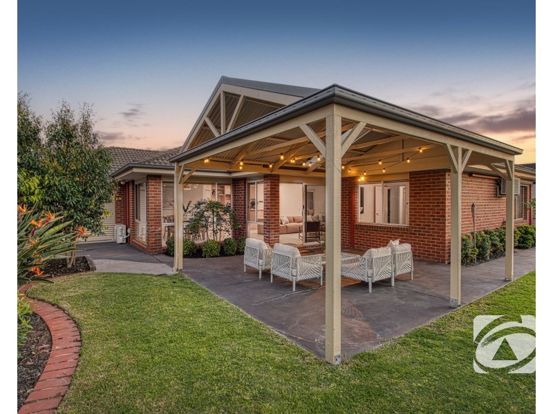 5 Aitken Court, Berwick VIC 3806