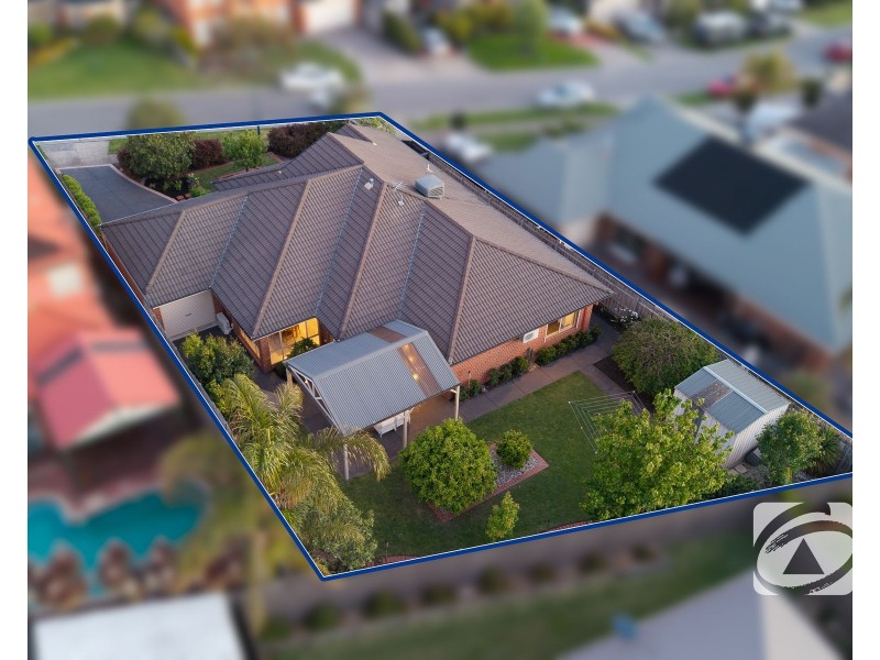 5 Aitken Court, Berwick VIC 3806