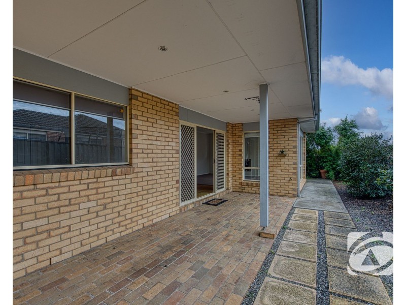 4 Killarney Crescent, Pakenham VIC 3810