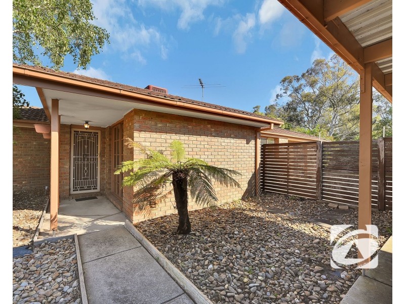 25 Coolong Avenue, Berwick VIC 3806