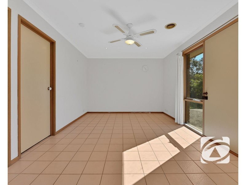 25 Coolong Avenue, Berwick VIC 3806