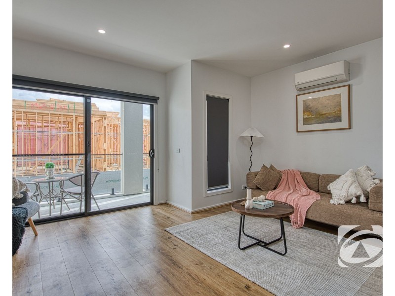 2 Smoky Place, Berwick VIC 3806