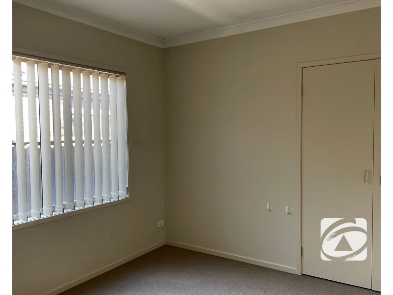 11 Dandelion Drive, Berwick VIC 3806