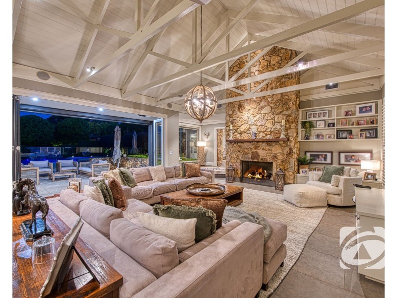 194-204 King Road, Harkaway VIC 3806