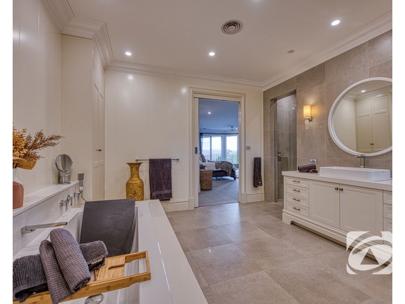 194-204 King Road, Harkaway VIC 3806