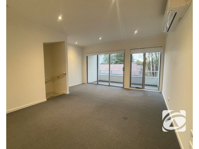 4/74 Hall Road, Carrum Downs VIC 3201