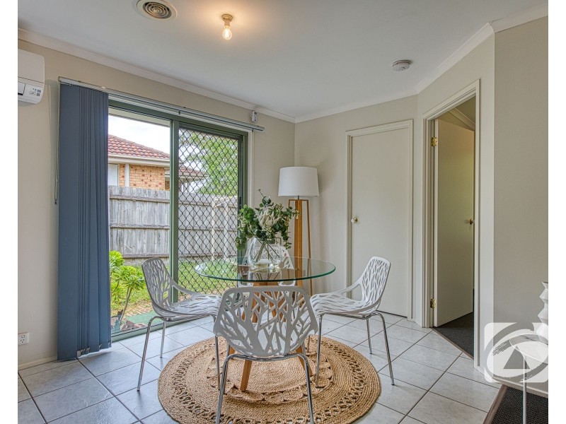 82 Lake View Drive, Narre Warren South VIC 3805