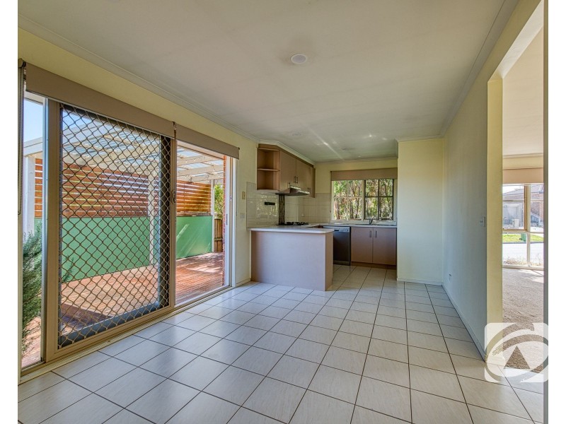 1/25-27 Madison Avenue, Narre Warren VIC 3805