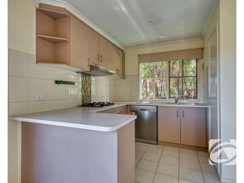 1/25-27 Madison Avenue, Narre Warren VIC 3805