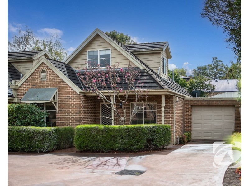 3/51 Peel Street, Berwick VIC 3806