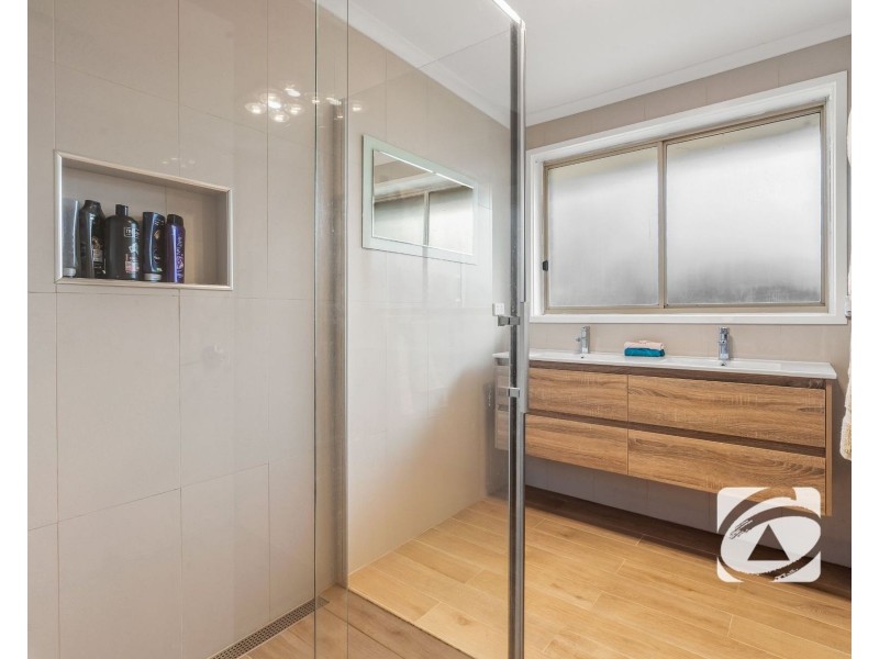 4 Cash Close, Hampton Park VIC 3976