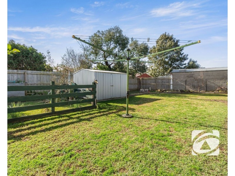 4 Cash Close, Hampton Park VIC 3976