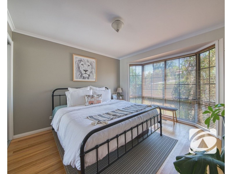 6 Lyndal Court, Berwick VIC 3806