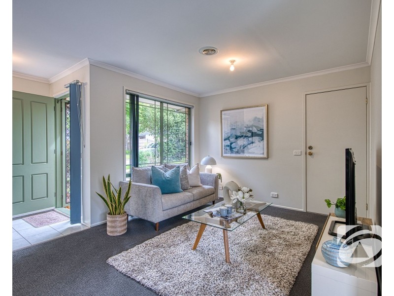 82 Lake View Drive, Narre Warren VIC 3805