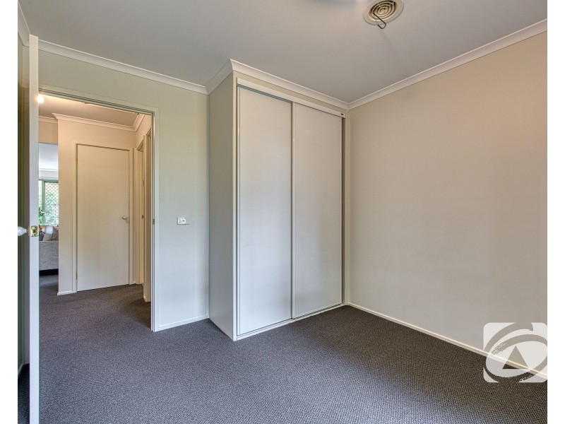 82 Lake View Drive, Narre Warren VIC 3805