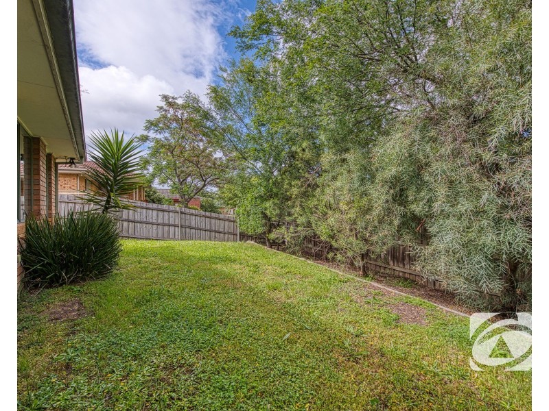 82 Lake View Drive, Narre Warren VIC 3805