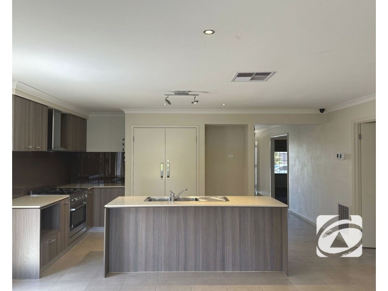 19 Celestine Drive, Officer VIC 3809