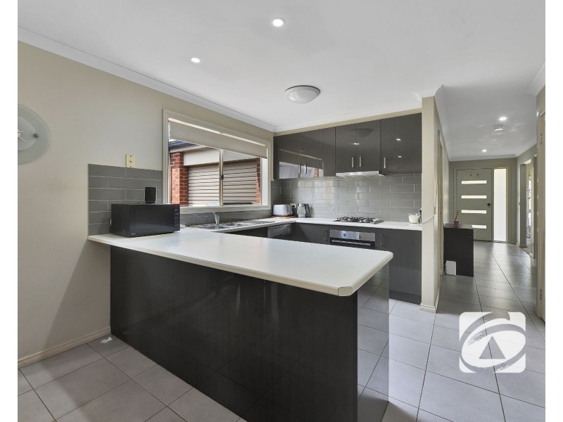 15 Goulburn Street, Cranbourne East VIC 3977