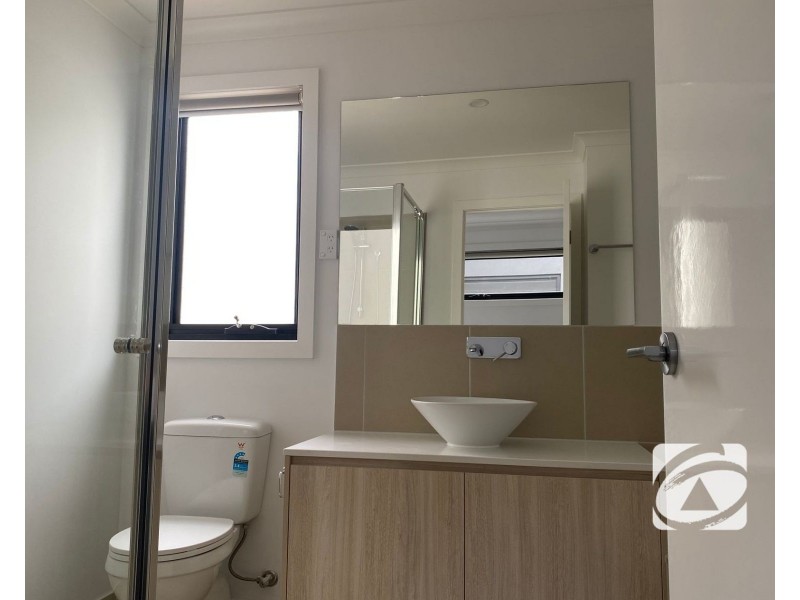 41 Cotswold Crescent, Officer VIC 3809