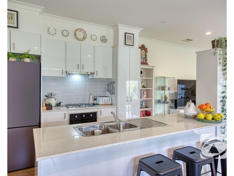 251 Princes Highway, Officer VIC 3809