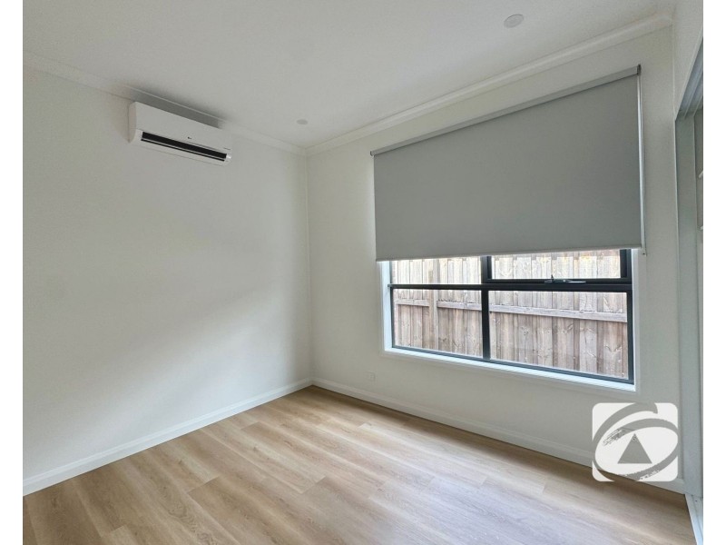 27 Wattle Crescent, Beaconsfield VIC 3807