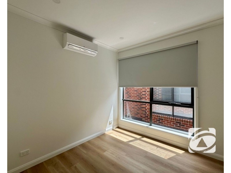 27 Wattle Crescent, Beaconsfield VIC 3807