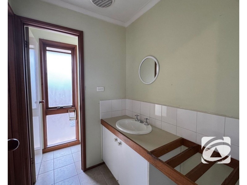 11 Columbia Road, Narre Warren VIC 3805