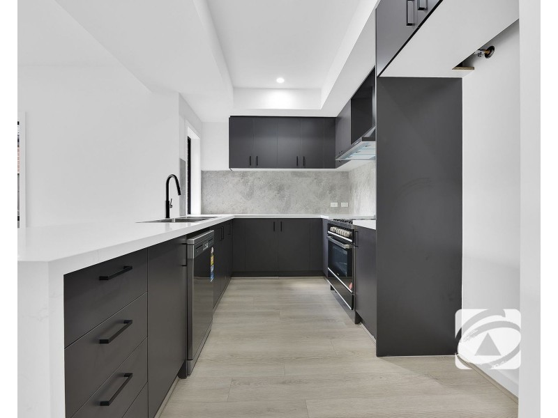 99 Athletic Circuit, Clyde VIC 3978