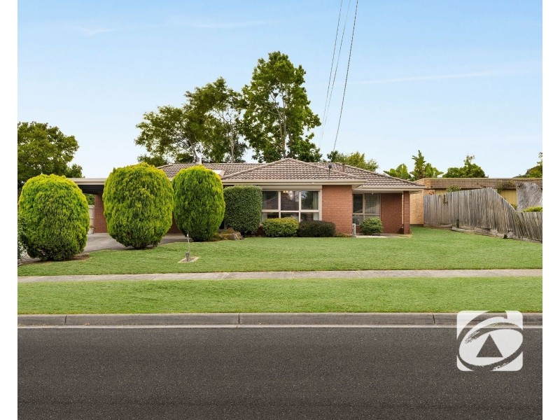 7 Lloyd Avenue, Narre Warren VIC 3805