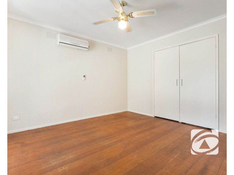 4 Tamar Road, Springvale South VIC 3172