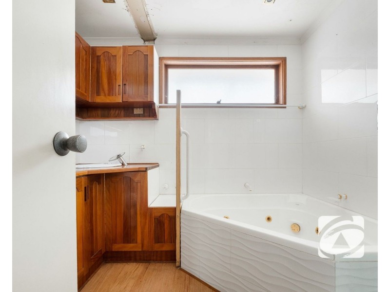 9 Norham Court, Berwick VIC 3806