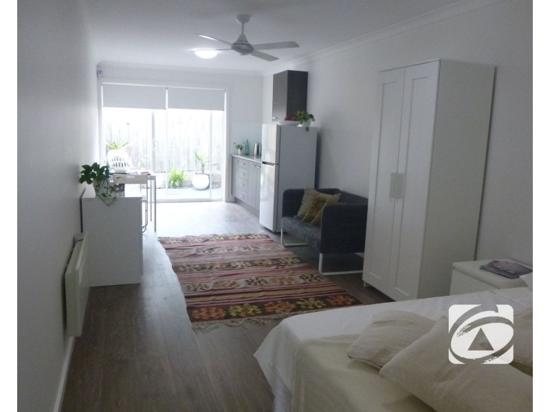 5/4 Cranbourne Drive, Cranbourne VIC 3977