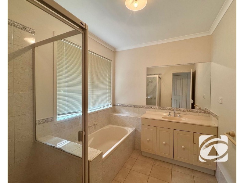 57 Harrington Drive, Narre Warren South VIC 3805