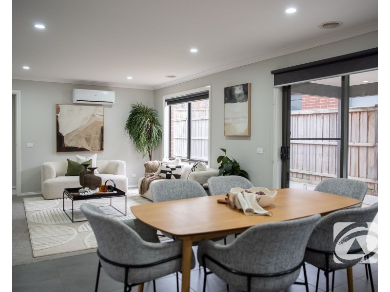 9 Basalt Drive, Clyde North VIC 3978