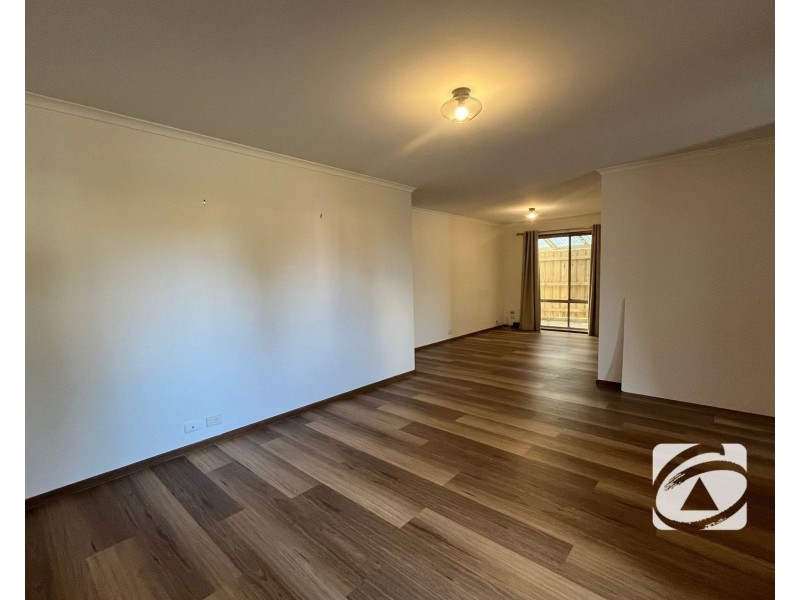 54 Pentland Drive, Narre Warren VIC 3805