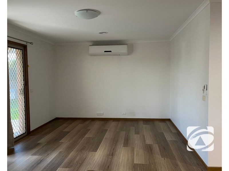 54 Pentland Drive, Narre Warren VIC 3805