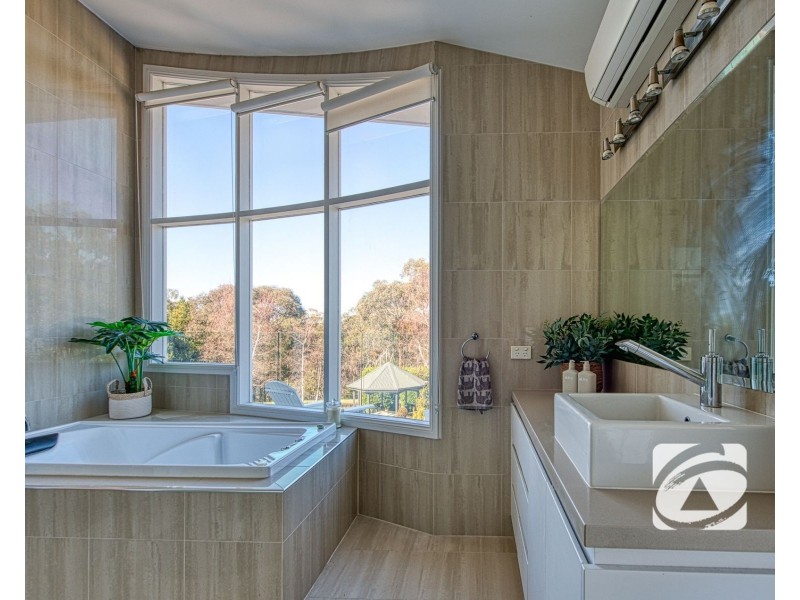 443 Army Road, Pakenham VIC 3810