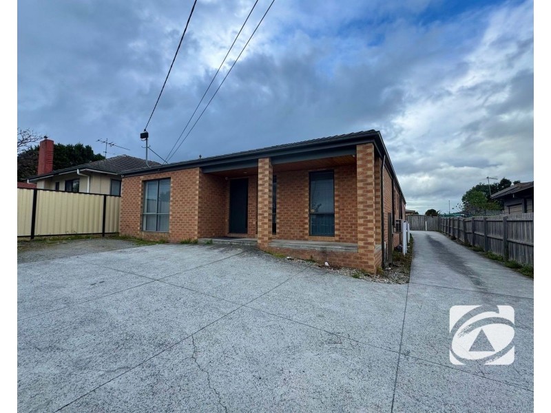 4/1413 Heatherton Road, Dandenong North VIC 3175