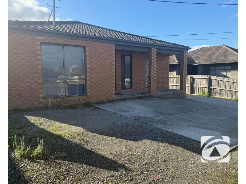 4/1413 Heatherton Road, Dandenong North VIC 3175