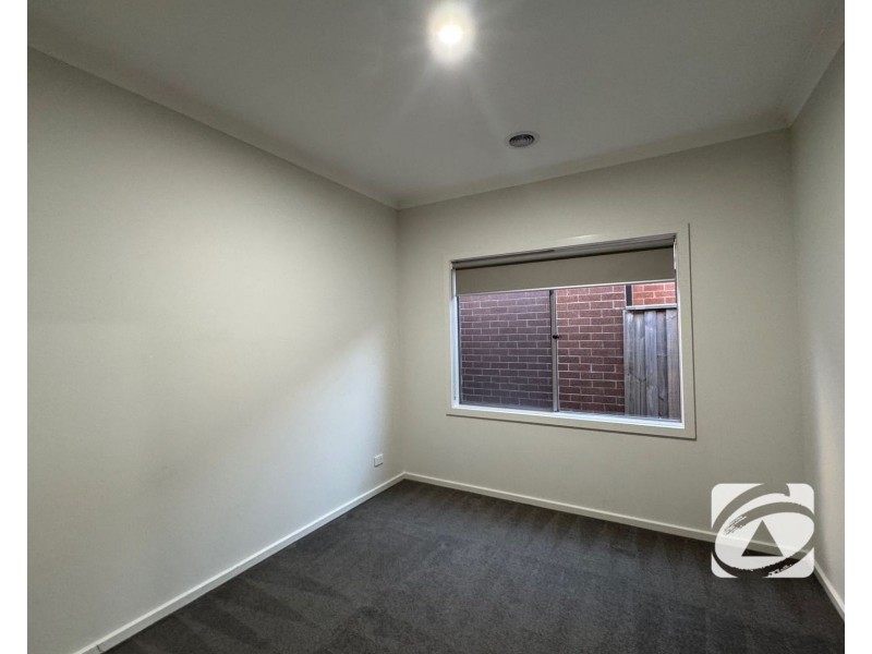 92 Dodson Road, Officer VIC 3809