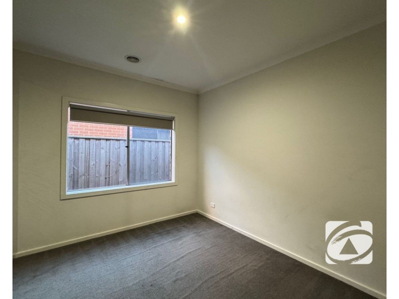 92 Dodson Road, Officer VIC 3809