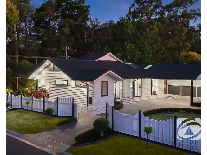 1 Andrew Court, Emerald VIC 3782