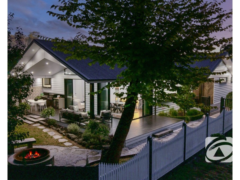 1 Andrew Court, Emerald VIC 3782