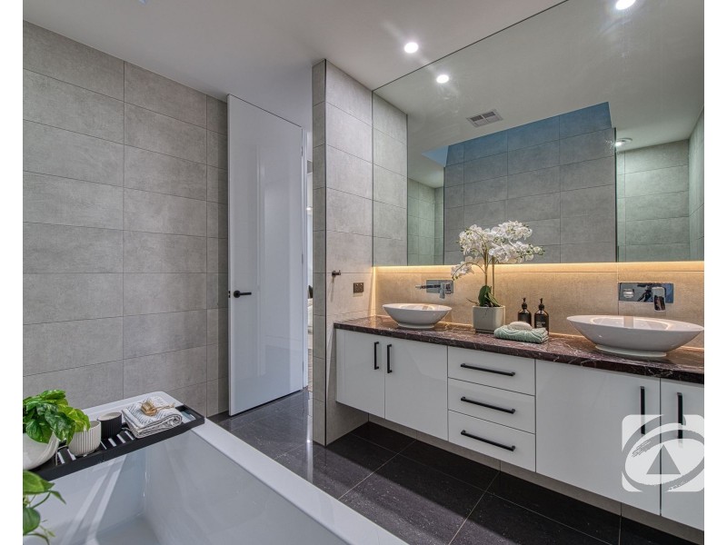 1 Andrew Court, Emerald VIC 3782