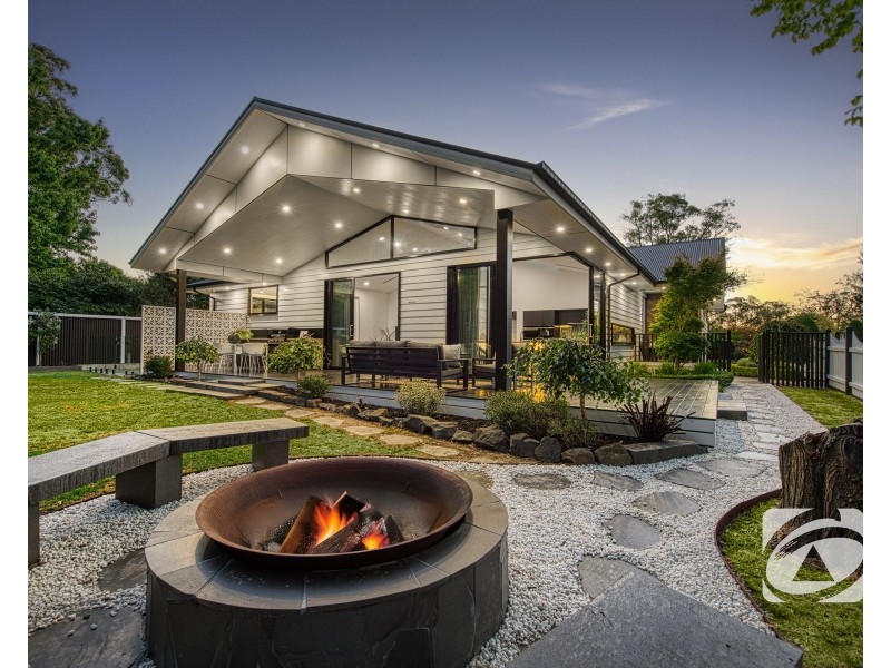 1 Andrew Court, Emerald VIC 3782