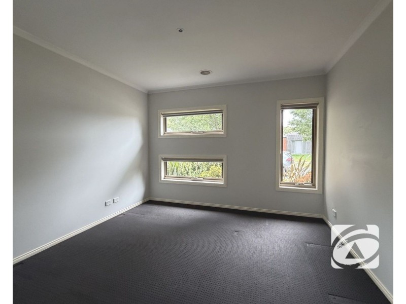 6 Abrus Circuit, Cranbourne North VIC 3977