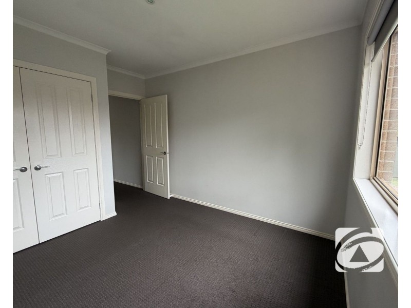 6 Abrus Circuit, Cranbourne North VIC 3977