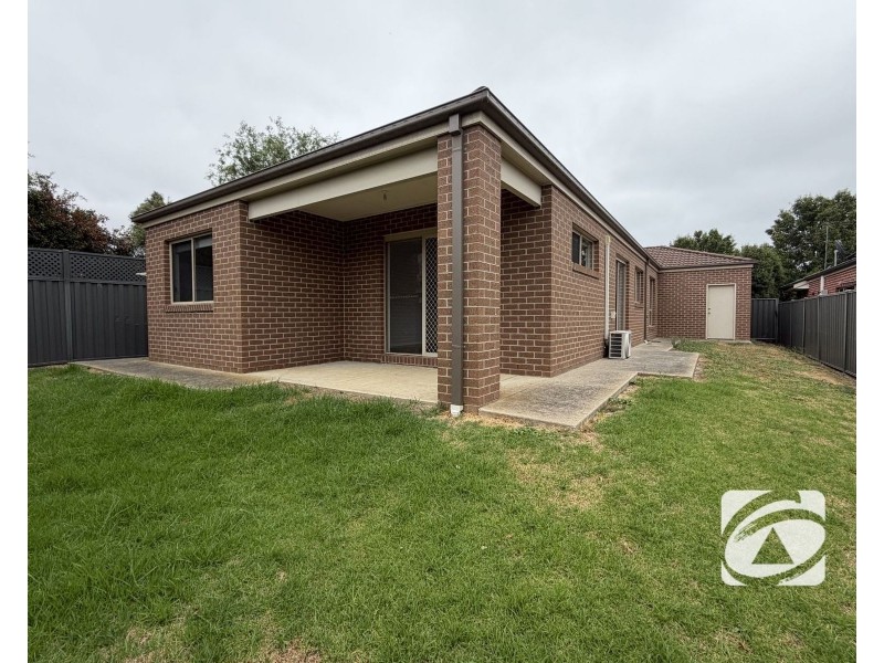6 Abrus Circuit, Cranbourne North VIC 3977