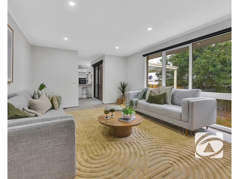 23 Michelle Drive, Hampton Park VIC 3976