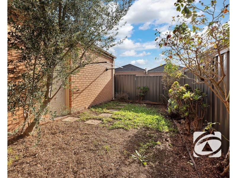 66 Alisma Boulevard, Cranbourne North VIC 3977